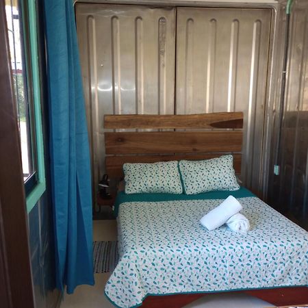Hotel Container House Cahuita Exterior foto
