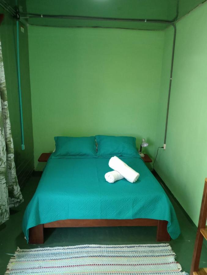 Hotel Container House Cahuita Exterior foto