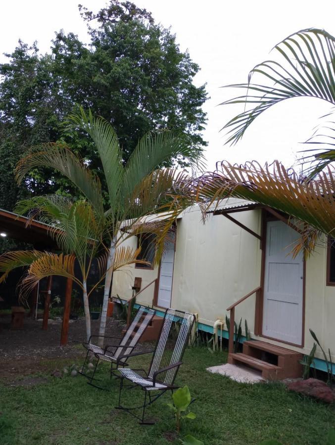 Hotel Container House Cahuita Exterior foto