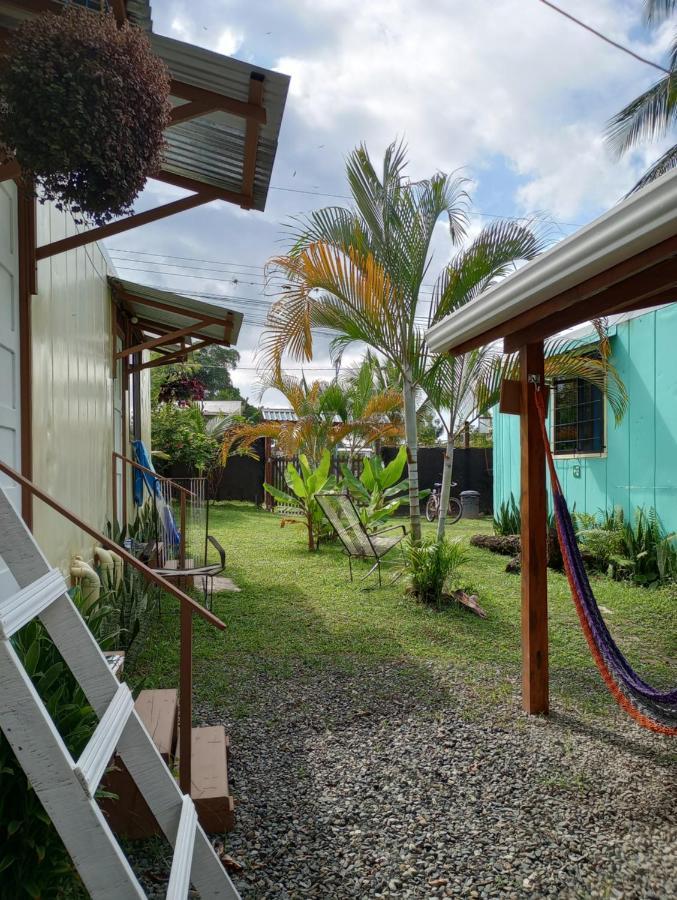 Hotel Container House Cahuita Exterior foto