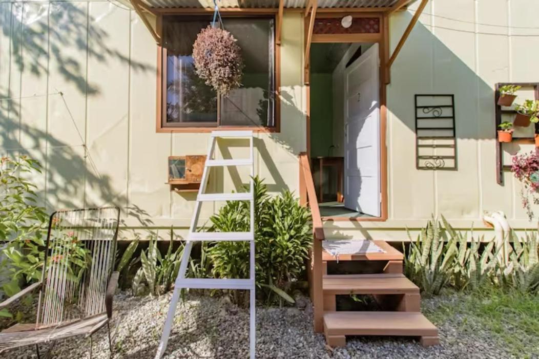 Hotel Container House Cahuita Exterior foto