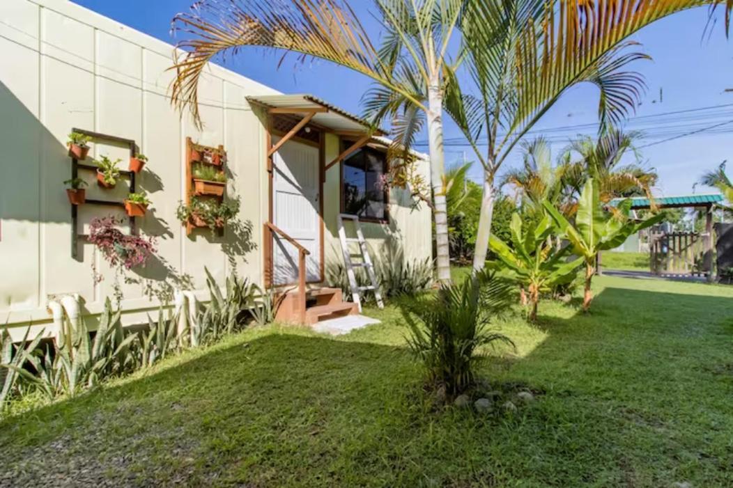Hotel Container House Cahuita Exterior foto